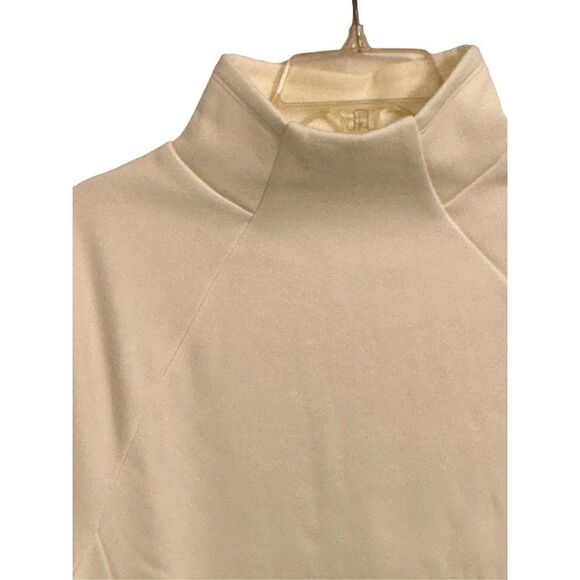 Fabletics Small Funnel Neck sweater- Warm white - Picture 3 of 16